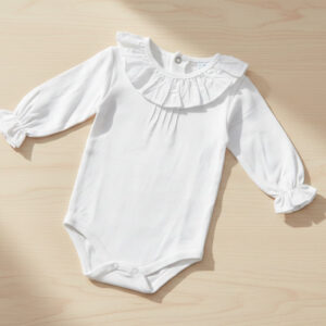 body bebé blanco cuello volante